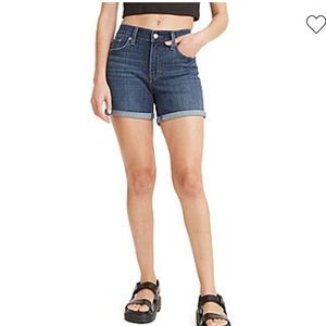 Levi’s Short